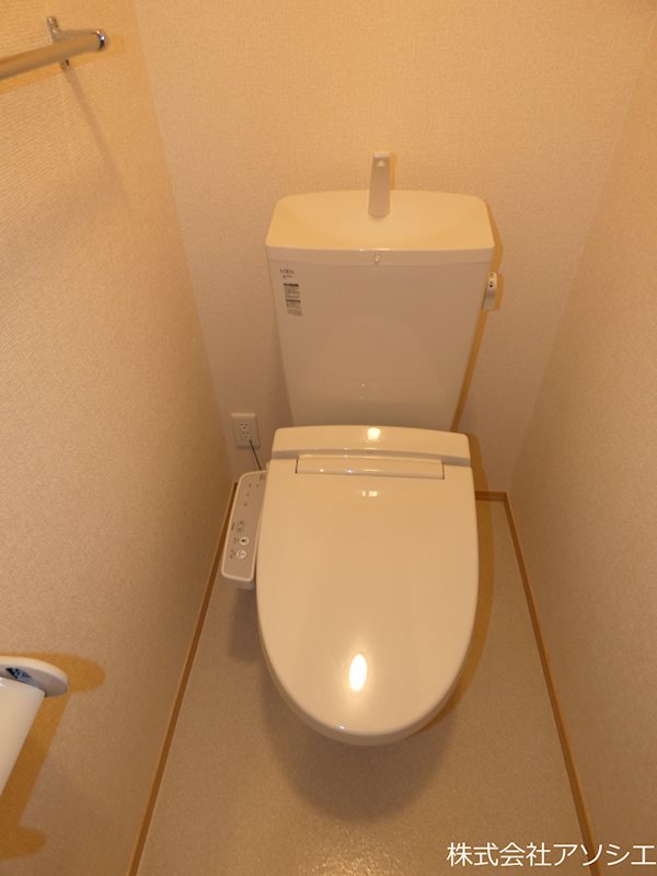 トイレ　ウォシュレット便座
