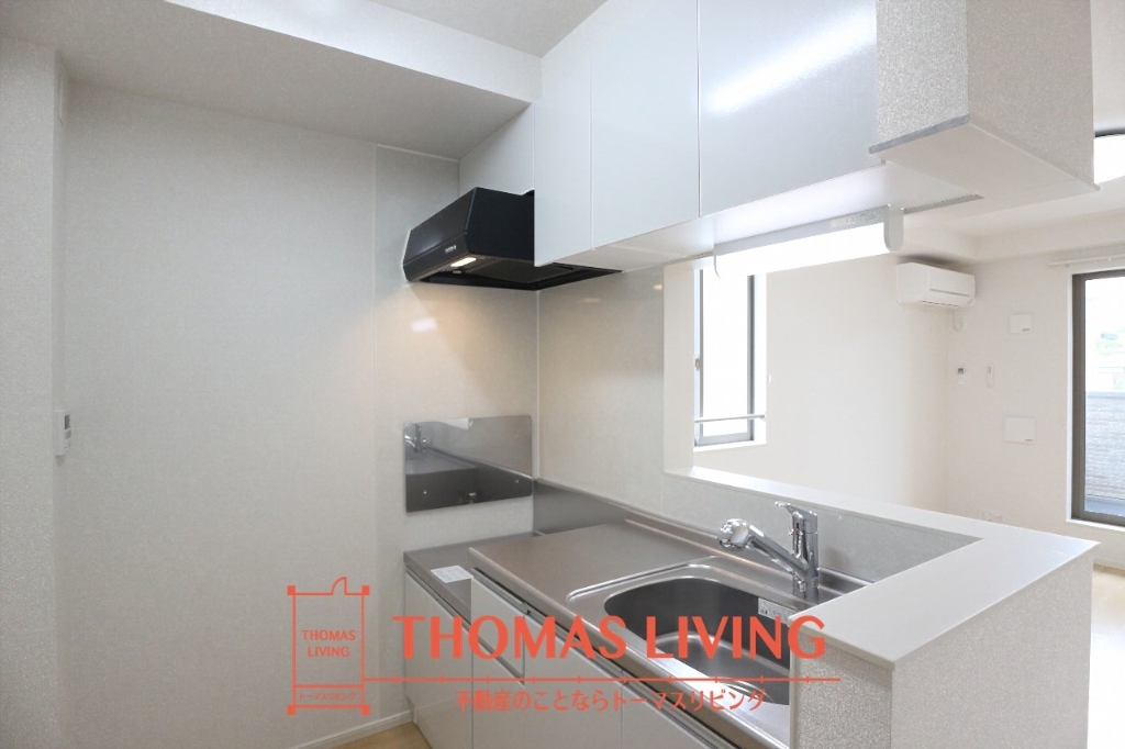 キッチン　※写真を準備中のため、同物件の別室写真をご参照下さい。