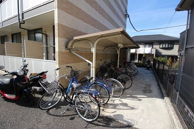 その他共有部分　★屋根のある駐輪場です★