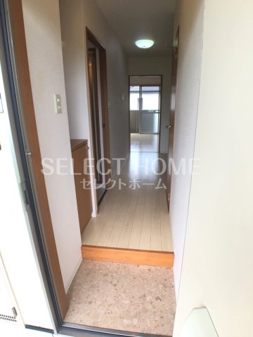 玄関　明るい玄関です