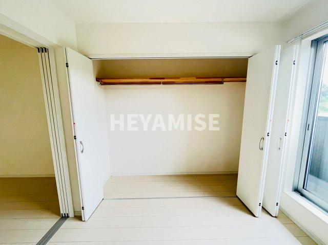 収納　※同物件反転タイプの写真でございます※現況を優先します※