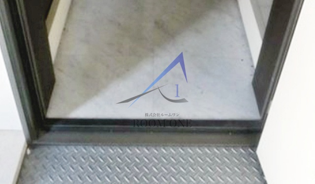 玄関　玄関です。