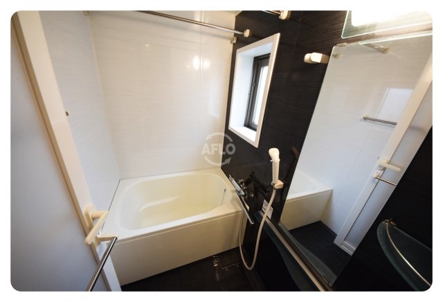 バス・シャワールーム　アスヴェル心斎橋東II　浴室