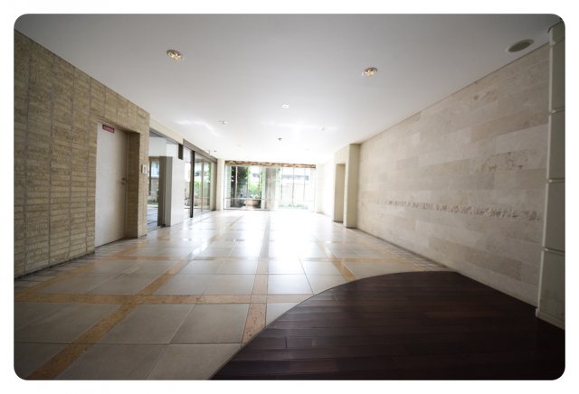 ロビー　アスヴェル心斎橋東II　ロビー