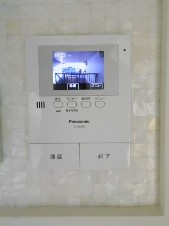 セキュリティ　来訪者の姿を確認できます。