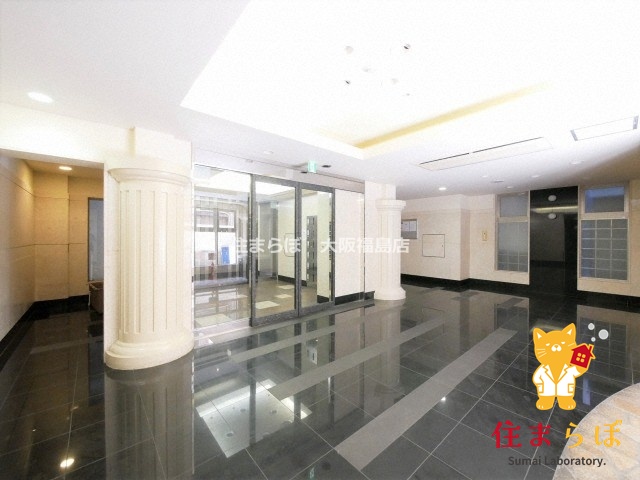 エントランス　共用部の印象も大切に