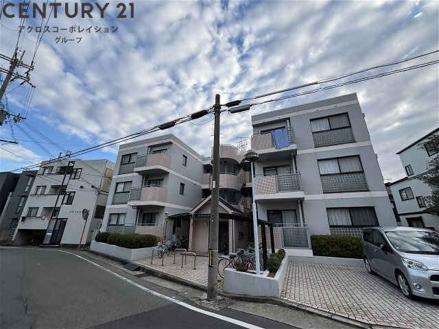 建物外観　TVモニター付きインターホン完備☆