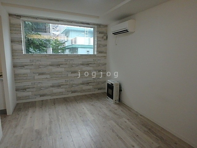 居室・リビング　同号室タイプ写真