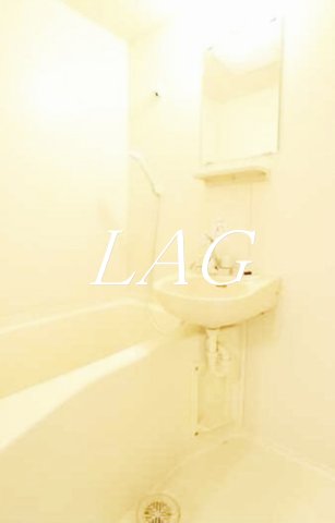 バス・シャワールーム　お風呂です。