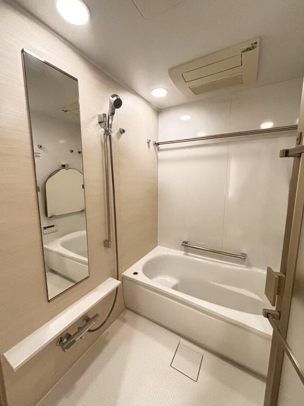 バス・シャワールーム　バス※別部屋参考写真