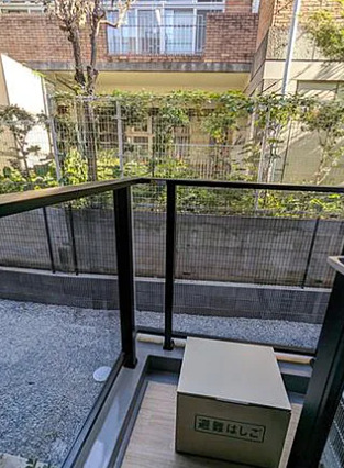 バルコニー　※別部屋の参考写真です。