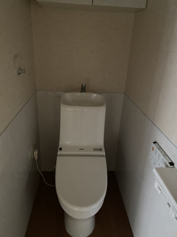 トイレ　別部屋参考