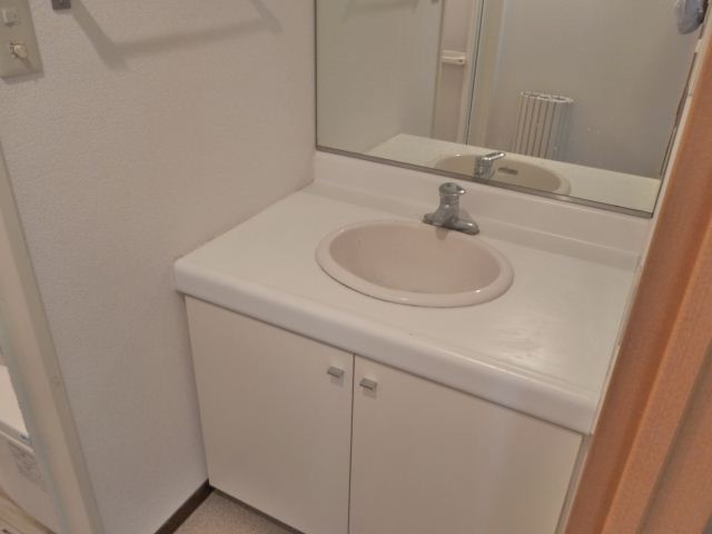 洗面設備　３階のお部屋の室内写真です。