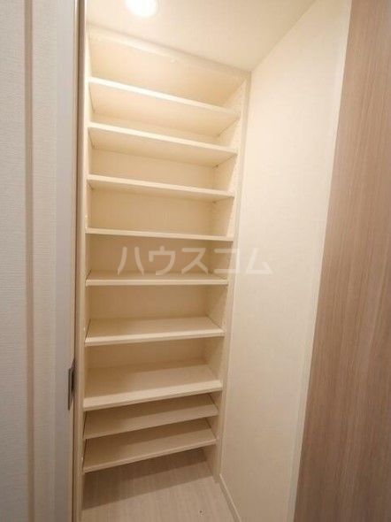 収納