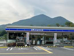 コンビニ　ローソン大宇陀店（コンビニ）まで528m