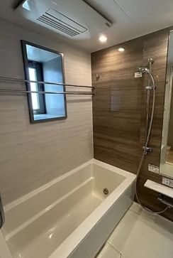 バス・シャワールーム　日々の暮らしに欠かせないお風呂です