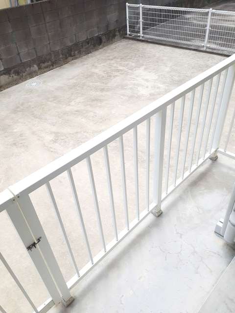 バルコニー　南西向きで日当たり良好☆
