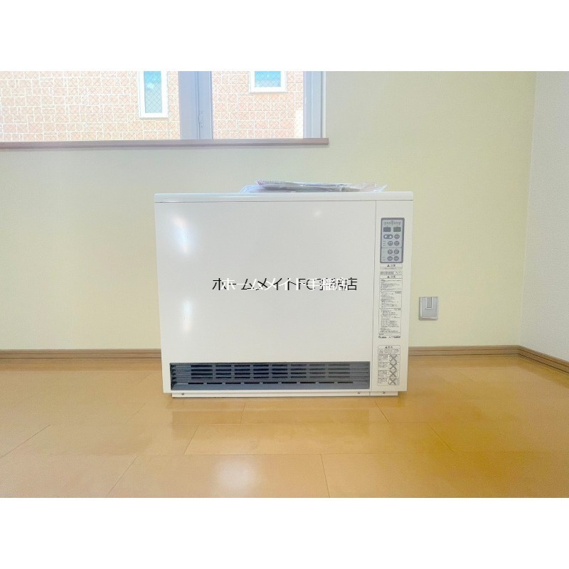 その他設備　電気ストーブ付きです！