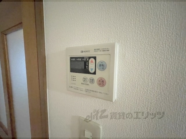 その他設備　給湯器リモコン