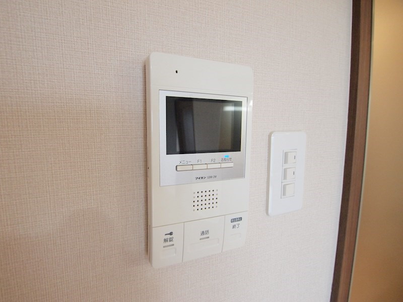 セキュリティ　TVモニタ付きで安心。