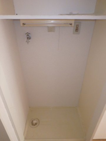 その他　「防水パン付の室内洗濯機置場」