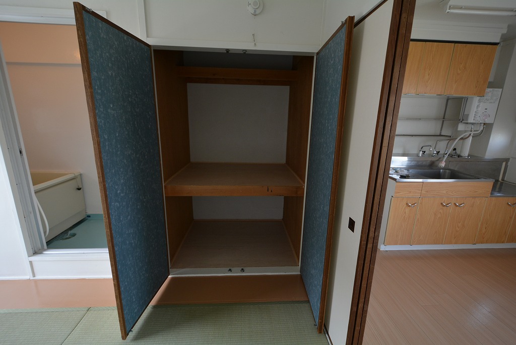 収納