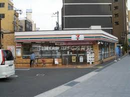 コンビニ　セブンイレブン 寝屋川松屋町店（コンビニ）まで427m
