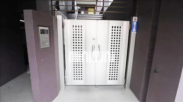 セキュリティ　オートロック付き