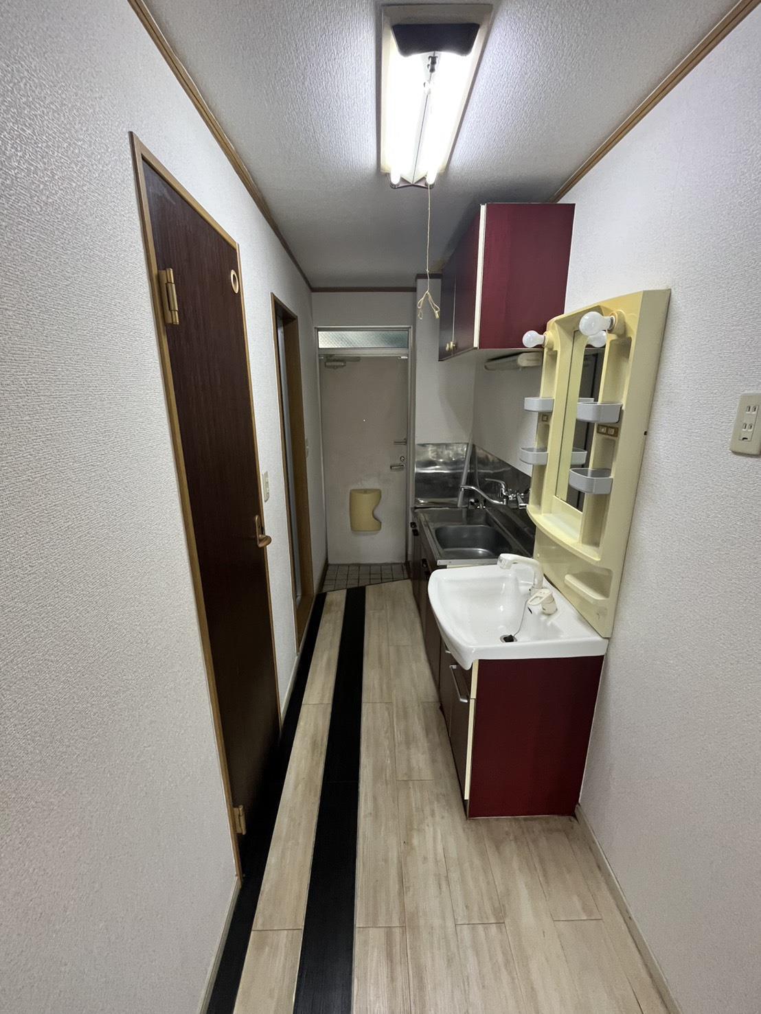 ファーストイン ビブレA棟の玄関写真
