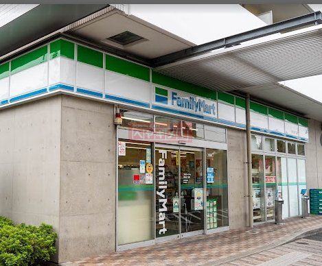 コンビニ　ファミリーマート羽田五丁目店（コンビニ）まで340m
