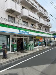 コンビニ　ファミリーマート 浜田山駅北店（コンビニ）まで645m