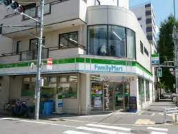 コンビニ　ファミリーマート 南台二丁目店（コンビニ）まで398m