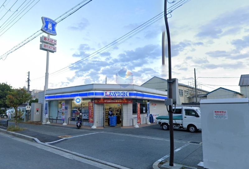 コンビニ　ローソン豊中神州町店（コンビニ）まで245m