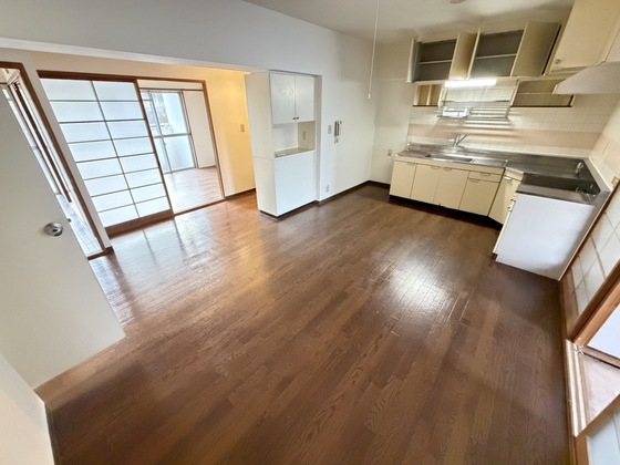 居室・リビング　※別部屋の写真です