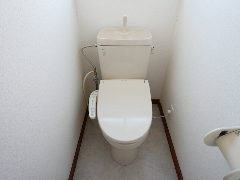 トイレ　ウォシュレット