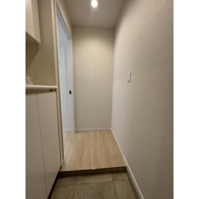 玄関　収納もある玄関です