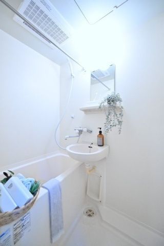 バス・シャワールーム　（別タイプ参考写真）サンテミリオン目白　豊島区目白2