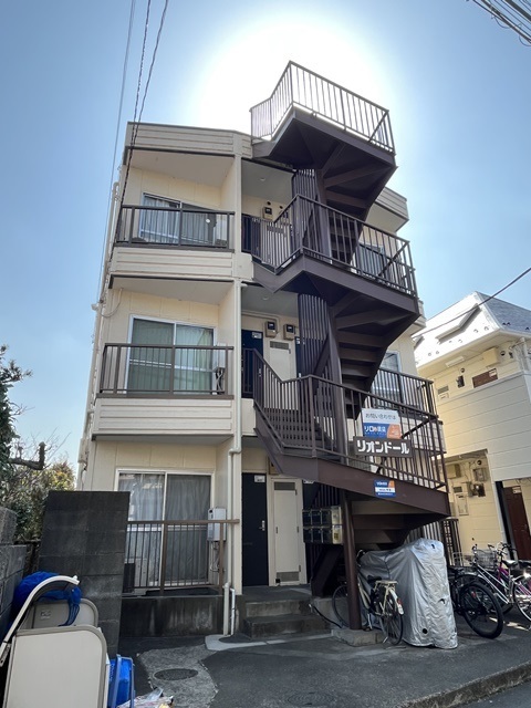 建物外観　人気の鉄骨造マンションタイプのご紹介です♪