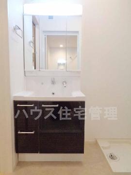 洗面設備　洗髪洗面化粧台