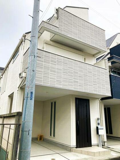東和泉1丁目貸家