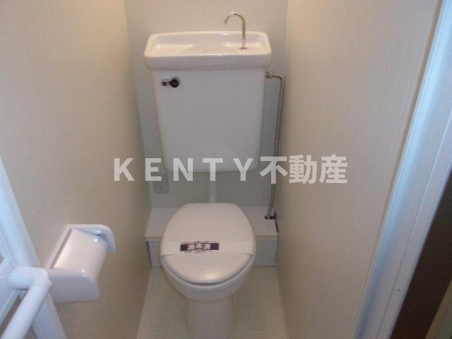 トイレ　清潔感のあるトイレです