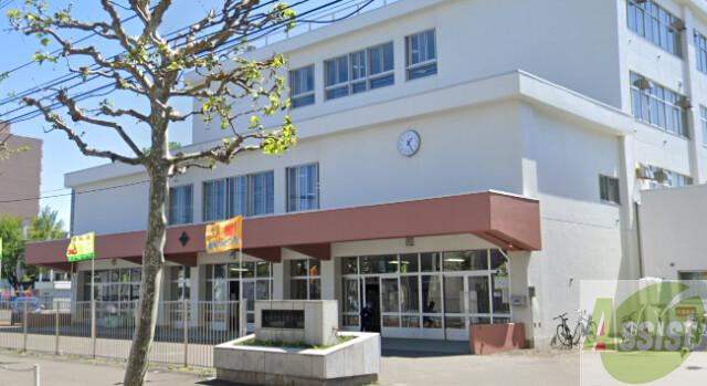 小学校　札幌市立豊園小学校（小学校）まで271m