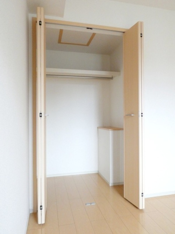 収納　図面と現状に相違がある場合には現状を優先
