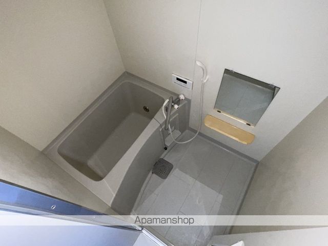 ＪＲ東海道本線 浜松駅 バス乗車時間：20分 最寄りバス停で下車 徒歩2分 2階建 築25年の風呂写真