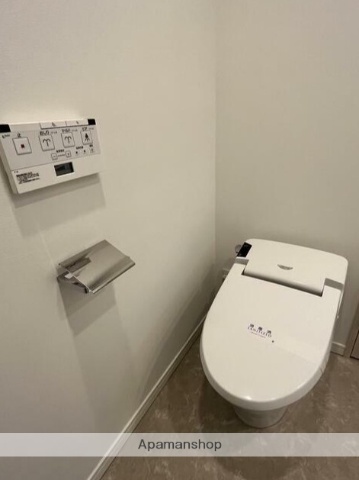 東急大井町線 大井町駅 徒歩4分 5階建 築17年のトイレ写真