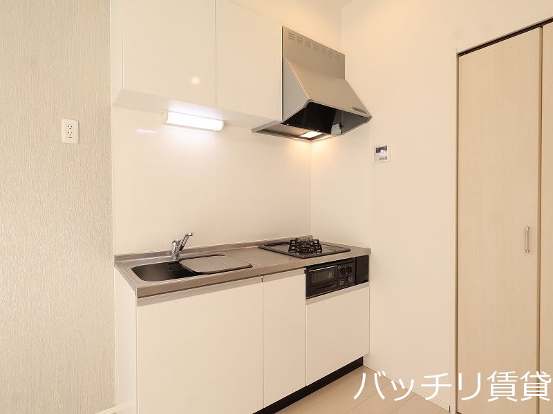キッチン　画像は、同型タイプの為、現状を優先いたします。