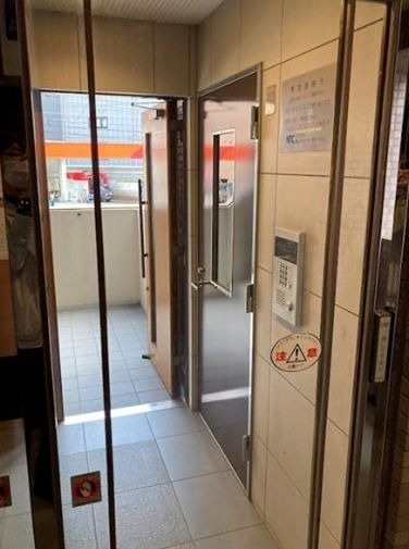 ロビー