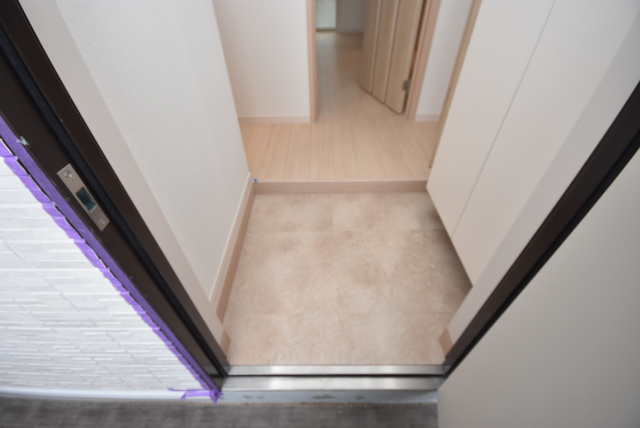 KTIレジデンス寝屋川の玄関写真