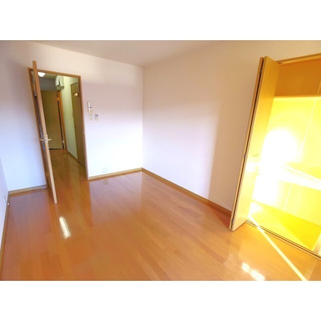 ガーデンハイム樗2番館の内装写真