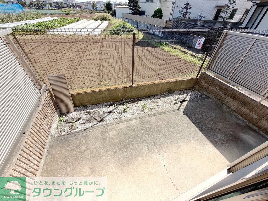 バルコニー　庭